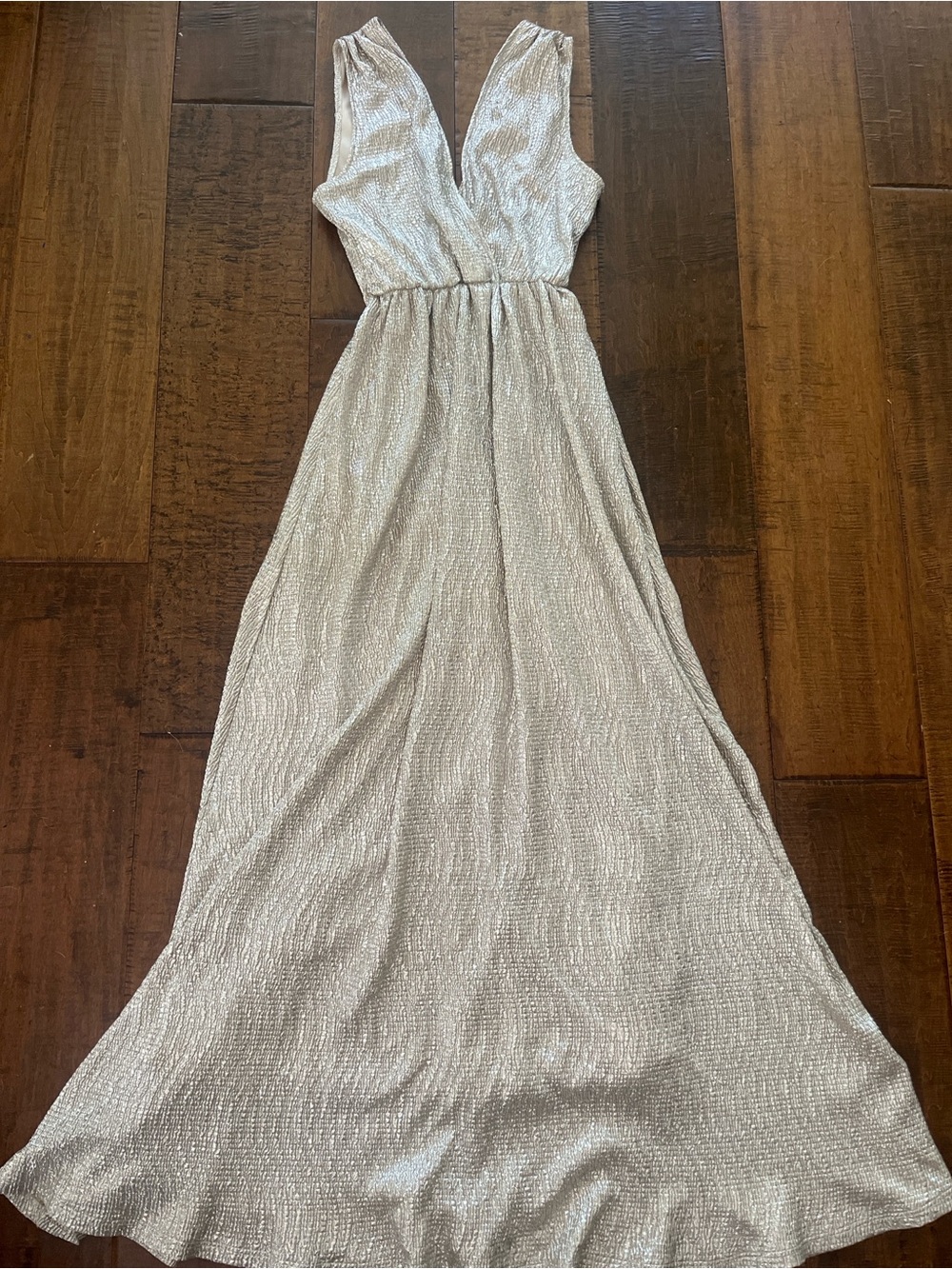 Lulus “All That Shimmers Is Gold" light metallic gold textured knit maxi dress